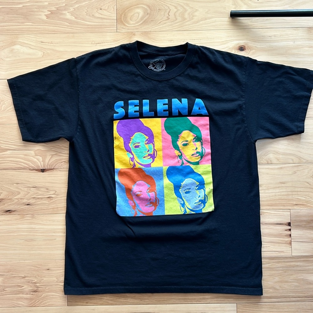Selena Black Short Sleeve Graphic Tee